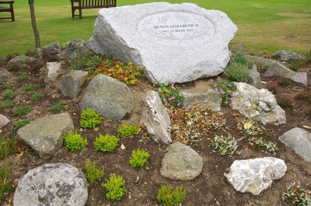Queen's Diamond Jubilee Cairn at Ballater, Royal Deeside